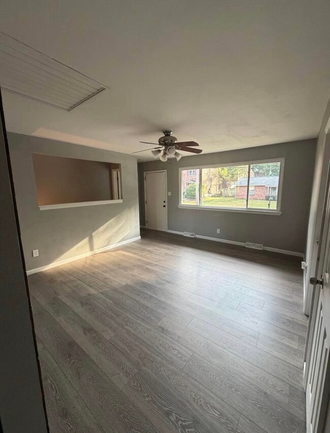 2260 Starling Airport Rd