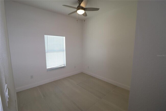 Photo - 307 Lomond Dr