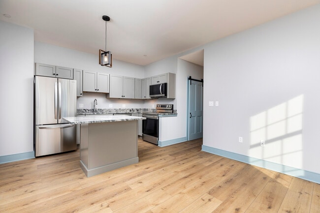 Photo - 86 Chosen Vale Ln