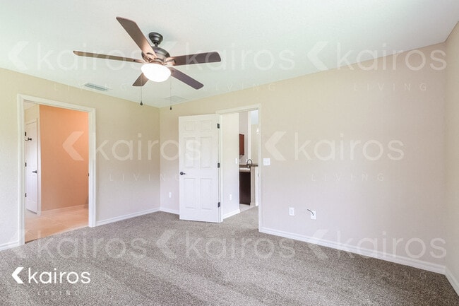 Photo - 419 Marion Oaks Pass