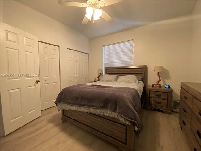 Photo - 711 SW 148th Ave Unit 402