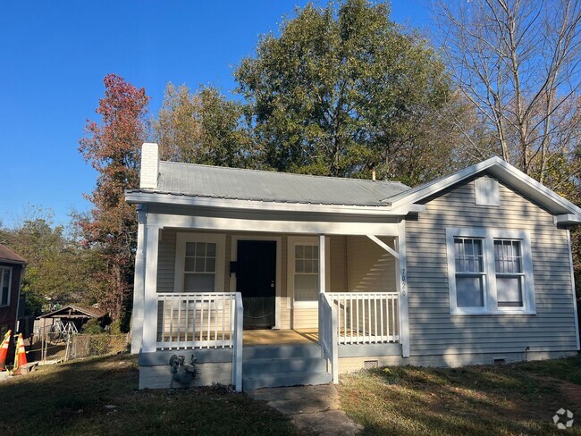 Building Photo - MOVE IN SPECIAL AVAILABLE!! CLEAN, READY F... Rental