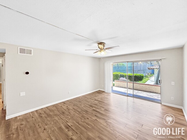 Photo - Beautiful 1BD/1BA w/ A/C and Reserved Parking in Mission Valley! Unidad 111