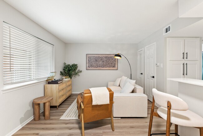 Creekline Apartments