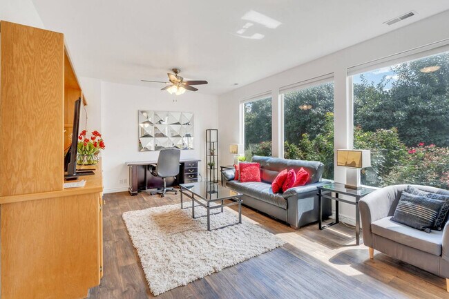 Photo - 12067 Lampton View Dr Unit SI FL1-ID1513968P