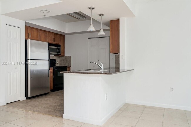 Photo - 2000 N Bayshore Dr Unit 420