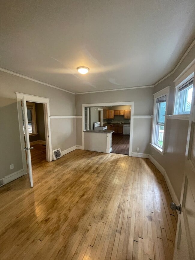 Photo - 2214 W 3rd St Unit Lower A