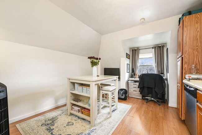 Photo - 5820 Alder St Unit 3