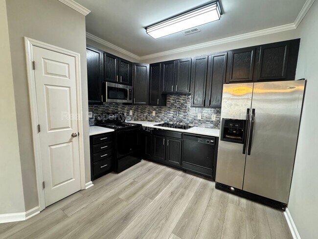 Photo - 1221 Canyon Rock Court