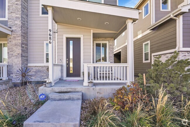 Building Photo - 3 bedroom, 2 1/2 bath with 2 car attached ... Unit 9686 Waco St Rental