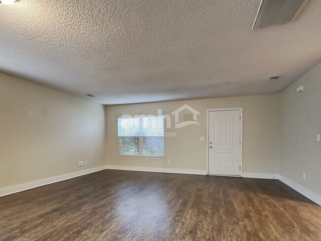 Photo - 4828 Gilpen Court