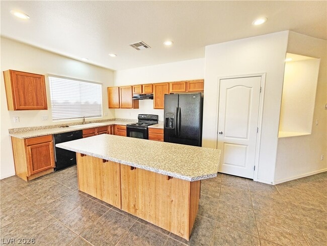 Photo - 5434 Cansano St