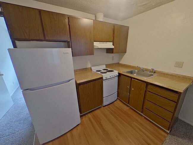 Photo - Hide-A-Way Apartments