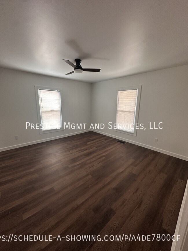 Photo - 401 Holmes St