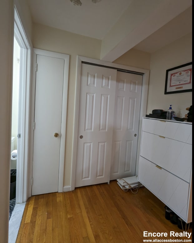 38 Gardner St