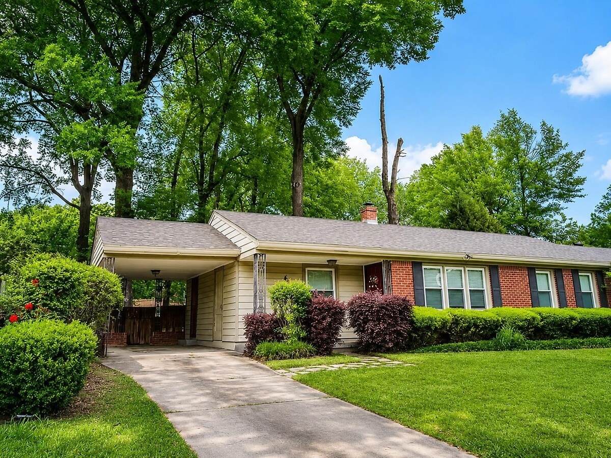 Photo - 4618 Willow Rd