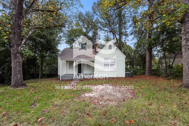 Building Photo - 2018 Terrace Dr