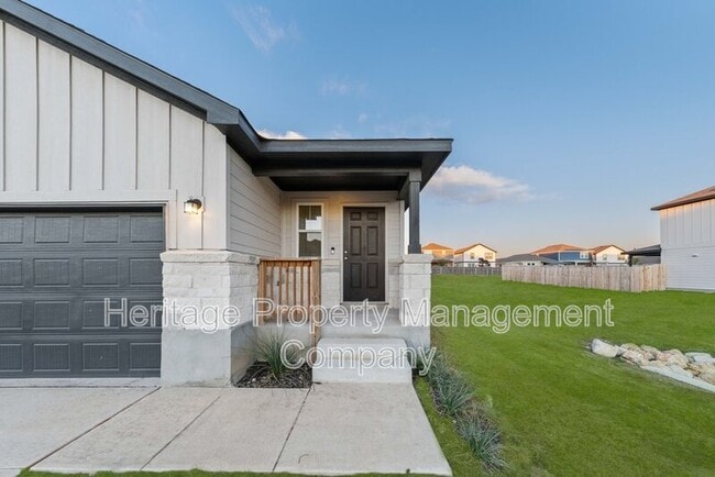 Photo - 817 Heartseed Ave