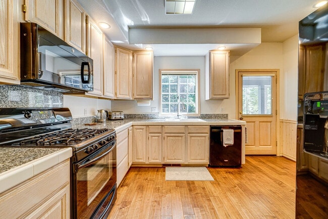 Photo - 14474 Northwoods Blvd Unit SI ID1546202P