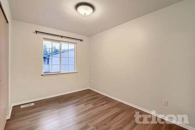 Photo - 4111 176th Pl NE