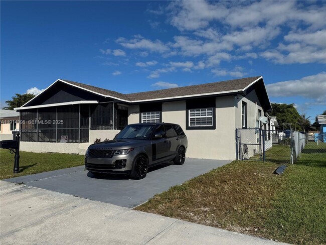 Photo - 22105 SW 113th Pl