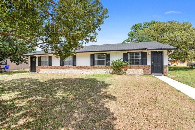 Photo - 811 W Magnolia St