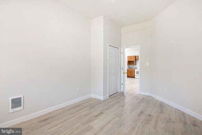Photo - 702 E Chelten Ave