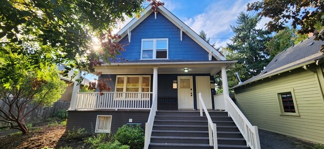 Photo - 3009 SE 19th Ave Unidad 3009 Upstairs