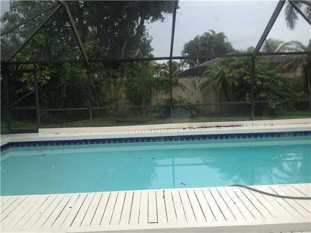 Photo - 9618 Saddlebrook Dr