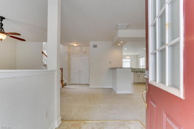 Photo - 528 Normandy St