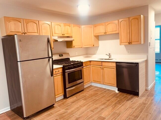 Photo - 92 Hammond St