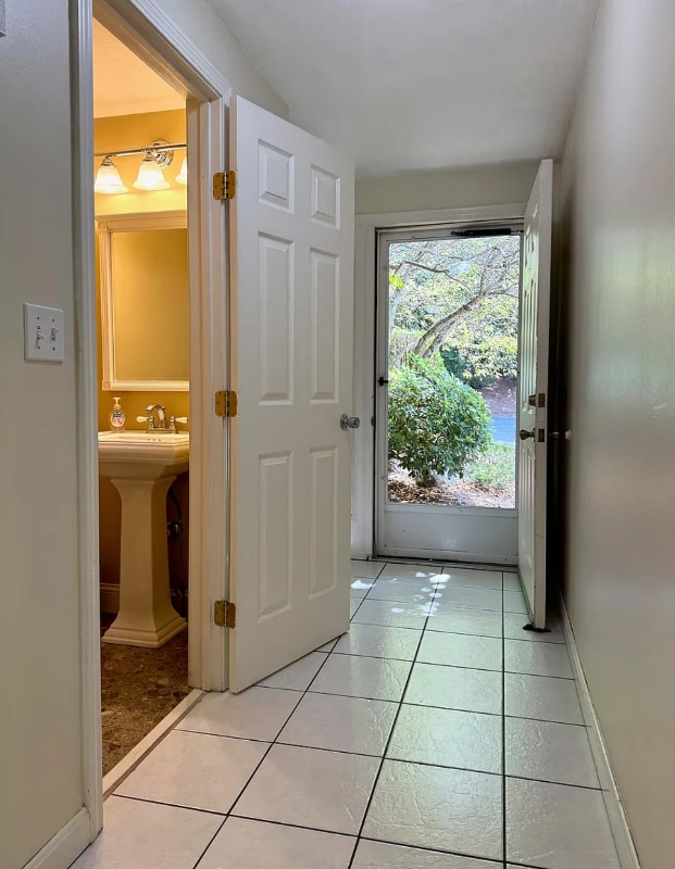 Photo - 15 Lordvale Blvd