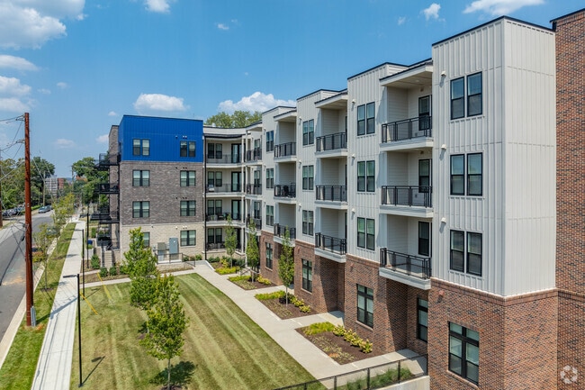 Cherry Oak Apartments