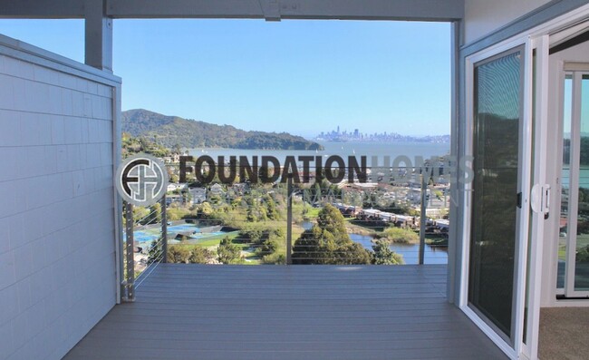 Stunning 2-bed View Condo above DT Tiburon... - Stunning 2-bed View Condo above DT Tiburon...