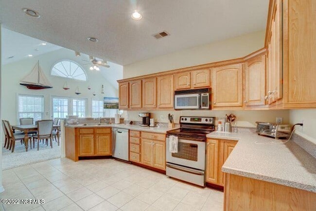 Photo - BEAUTIFUL BRICK HOME IN BRUNSWICK PLANTATION