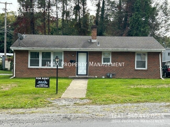 Building Photo - 3202 Fleetwood Ave SW