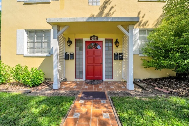 Photo - 3417 W San Juan St