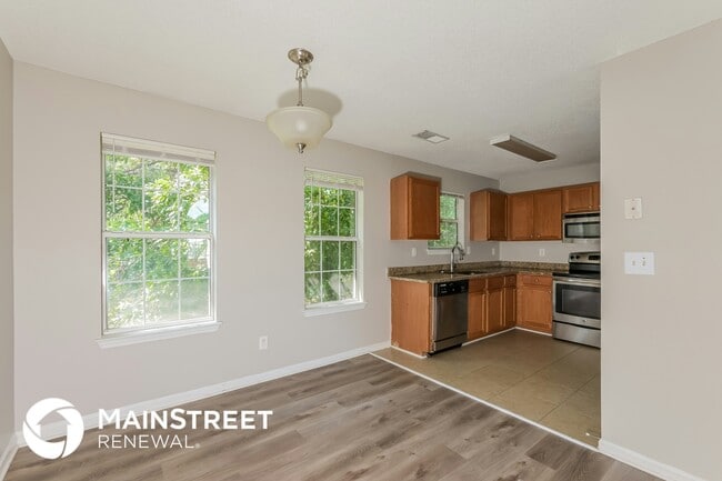 Photo - 6633 Shaffers Way