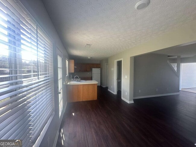 Photo - 6110 Flagstaf Walk