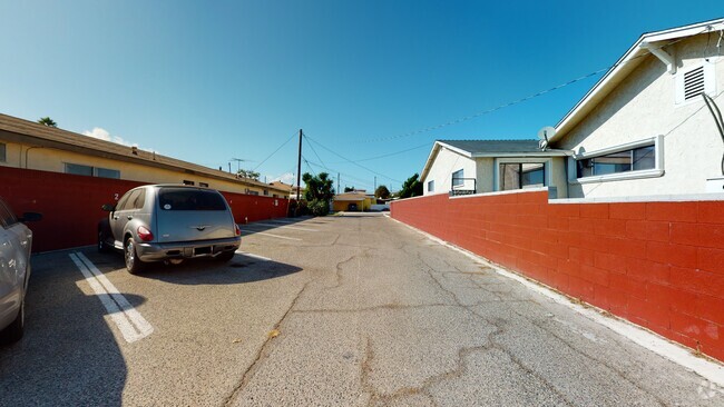 Building Photo - 14521 Firmona Ave Unit 14523 .5 Rental