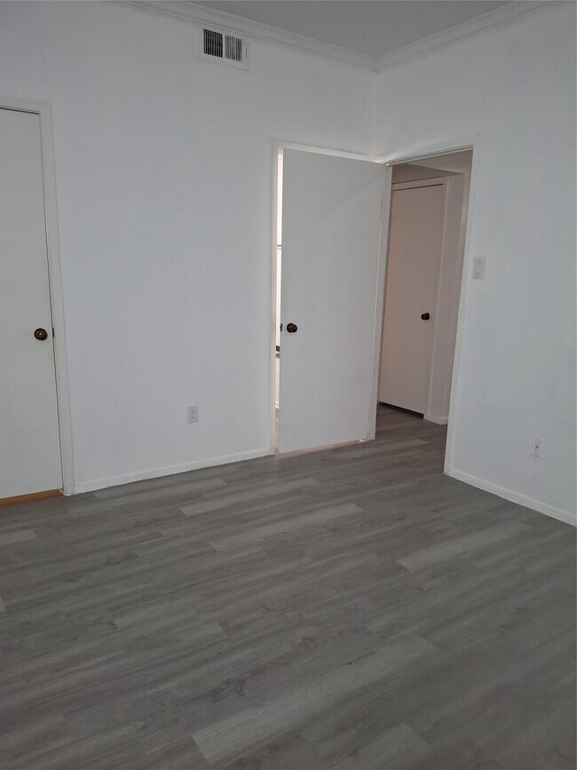 2025 Augusta Dr Unit 205