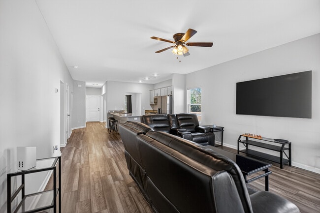 Photo - 75 Tatum Trl NE