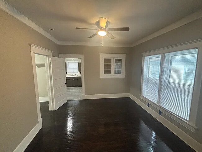 Photo - 2 bed 1 bath Home For Rent