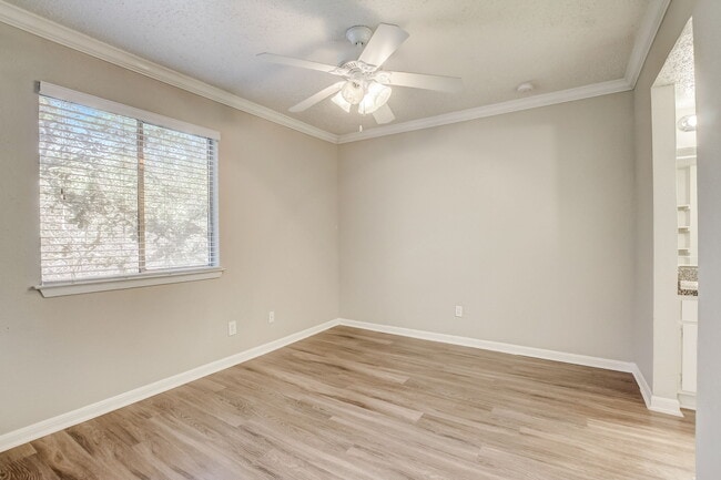 Photo - Waters at Barton Creek