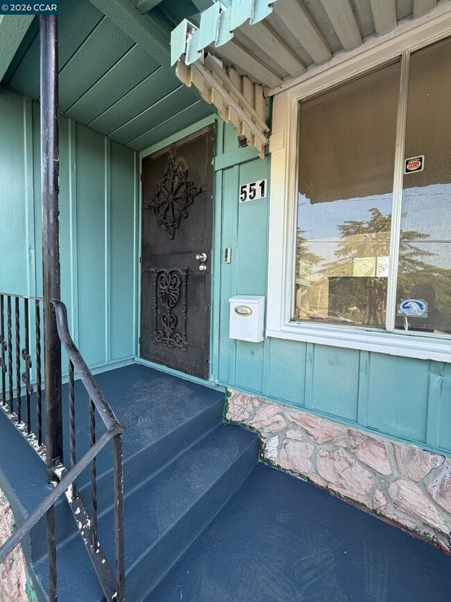 Photo - 551 5th St