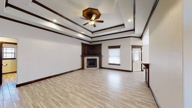 Photo - 1621 NE White Rock Dr