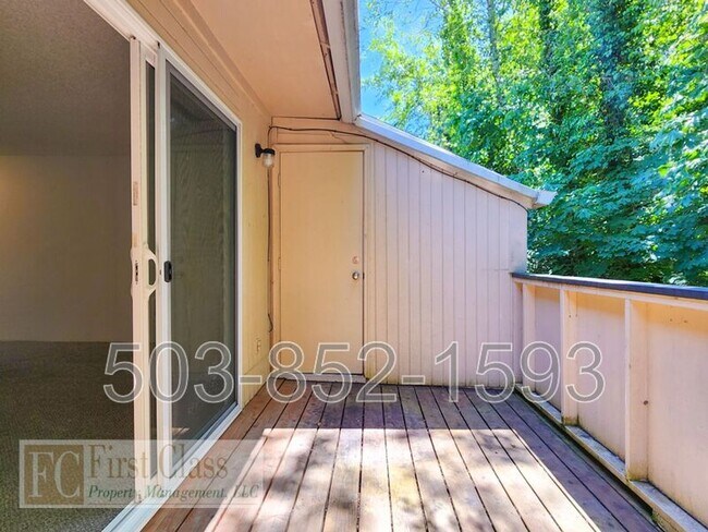 Photo - 3648 SW Beaverton Hillsdale Hwy Unidad 12