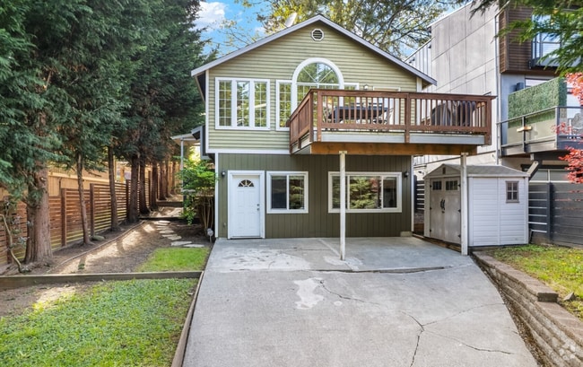 Building Photo - 1612 26th Ave Rental