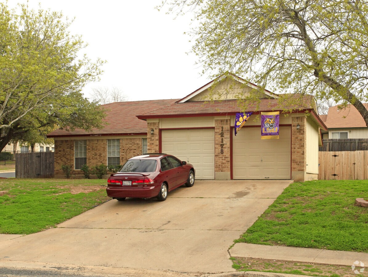 Duplexes at Walnut Creek - Duplexes at Walnut Creek