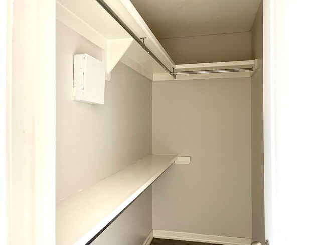 Photo - 3206 Hill Crest Dr